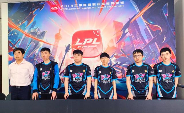 与伦比的资 与伦比的资