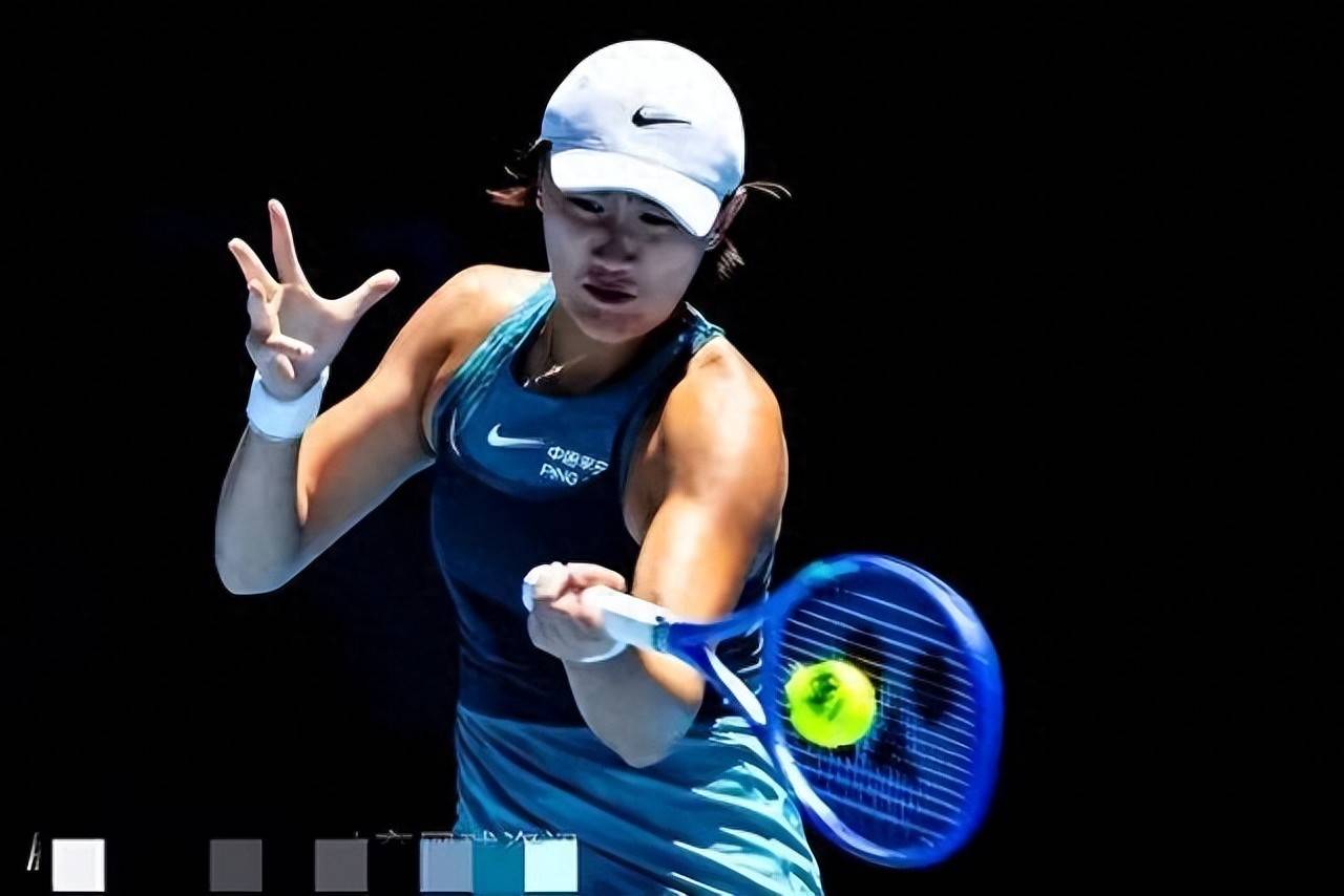 是利用草丛 是利用草丛